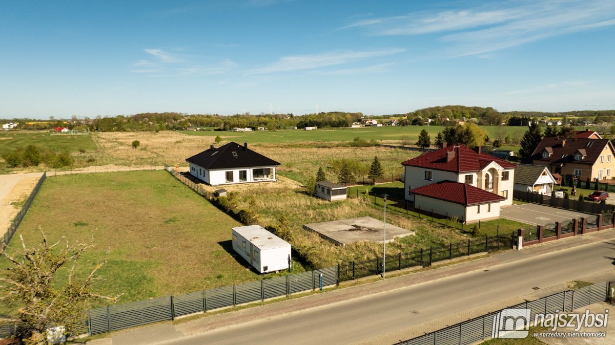 Ustronie Morskie-ogrodzona działka  budowlana 900  (4)