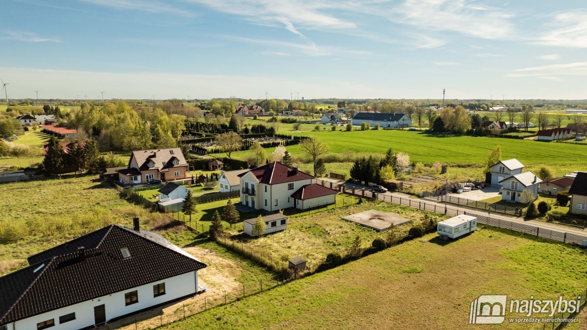 Ustronie Morskie-ogrodzona działka  budowlana 900  (9)