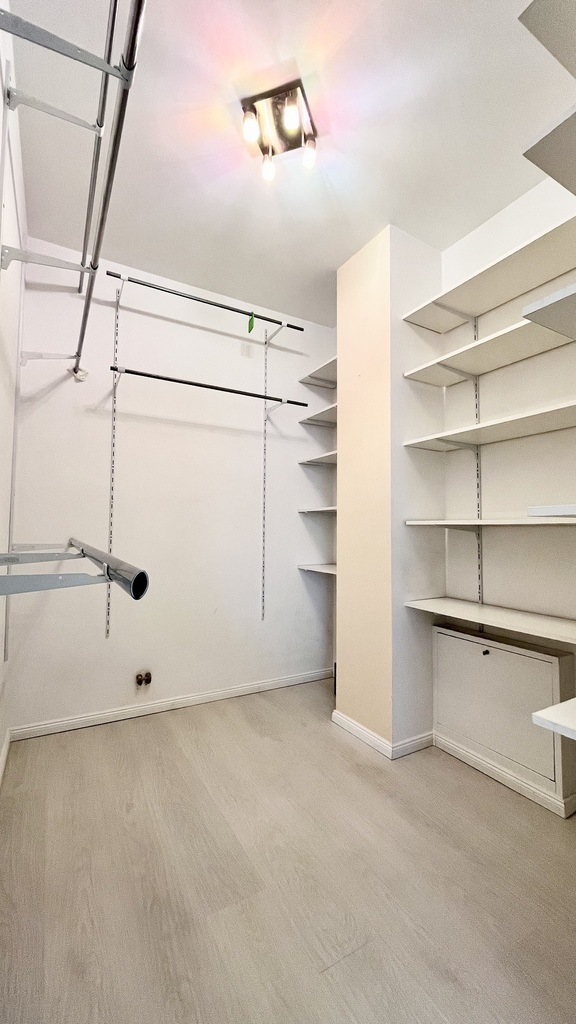 Bliźniak z dala od zgiełku miasta (8)