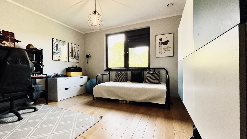 Nowoczesny dom z dala od zgiełku miasta - Załom (8)