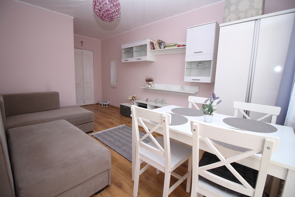 Mieszkanie 3 pokojowe na Starym Mieście (2)