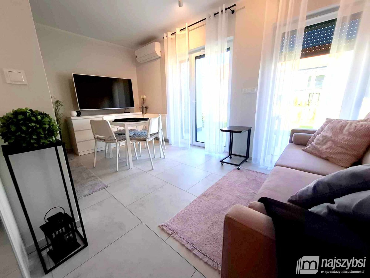 Niechorze - apartament z ogródkiem blisko plaży (3)