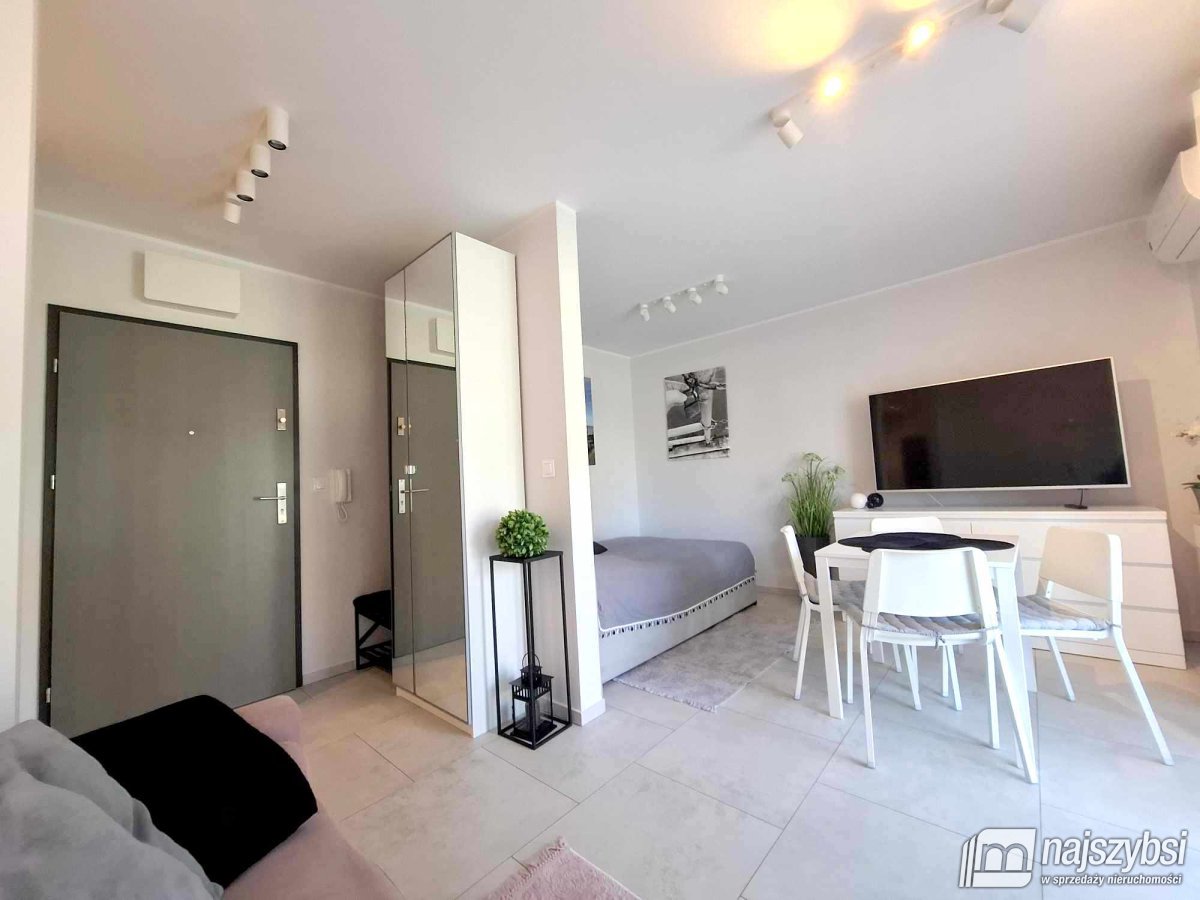 Niechorze - apartament z ogródkiem blisko plaży (7)