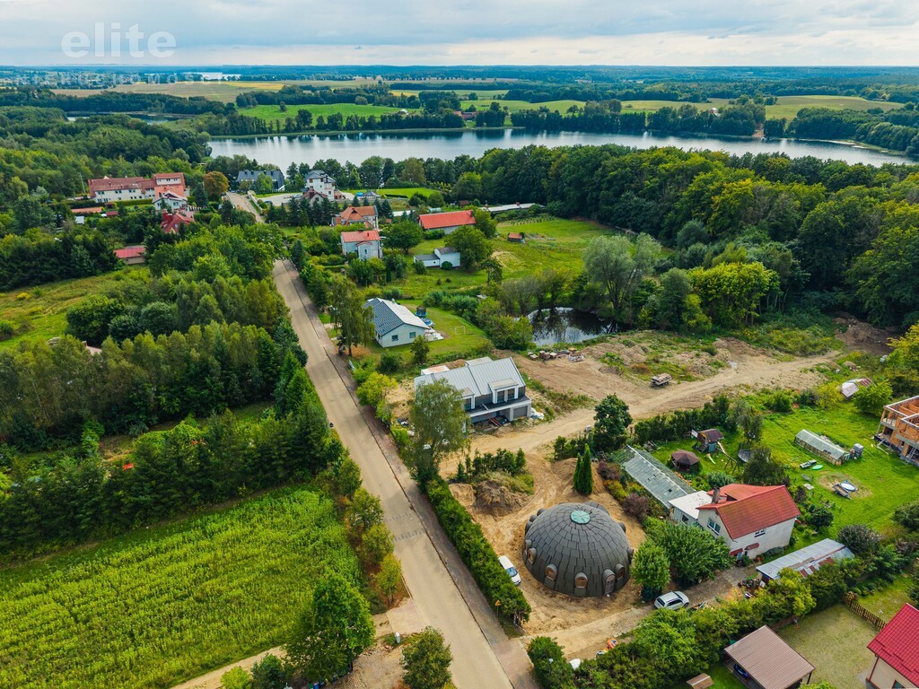 Drawsko Pomorskie, bliźniak przy jeziorze (3)