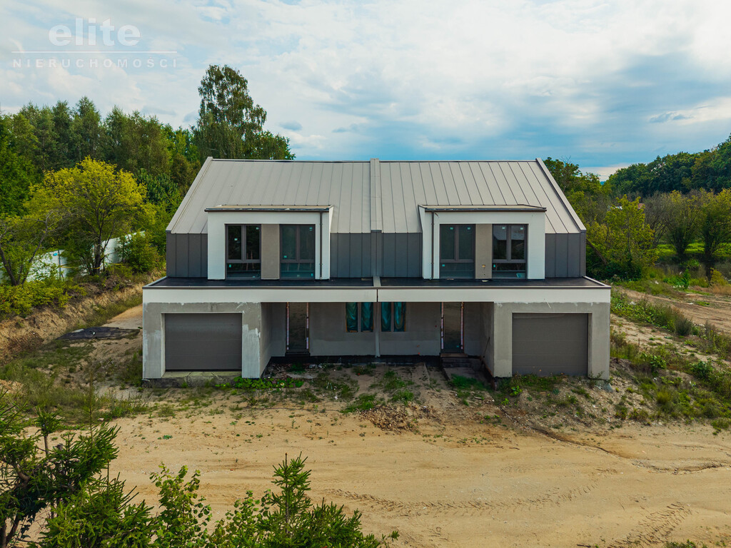 Drawsko Pomorskie, bliźniak przy jeziorze (2)