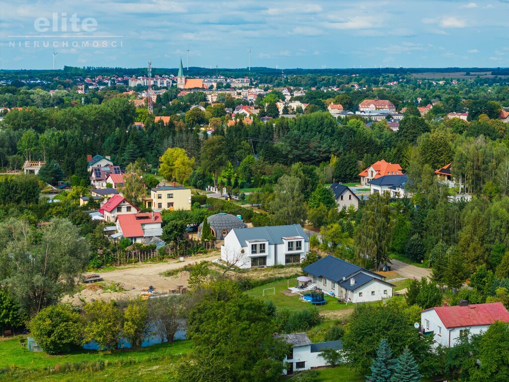 Drawsko Pomorskie, bliźniak przy jeziorze (5)