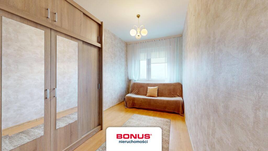 3 pokoje z parkingiem i widokiem, os. Słoneczne. (4)