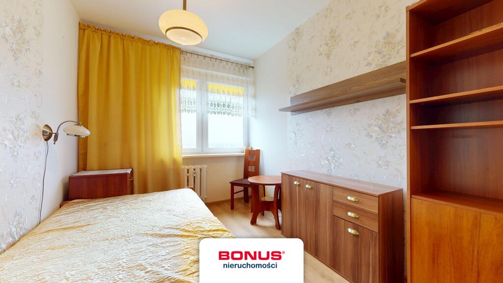 3 pokoje z parkingiem i widokiem, os. Słoneczne. (8)