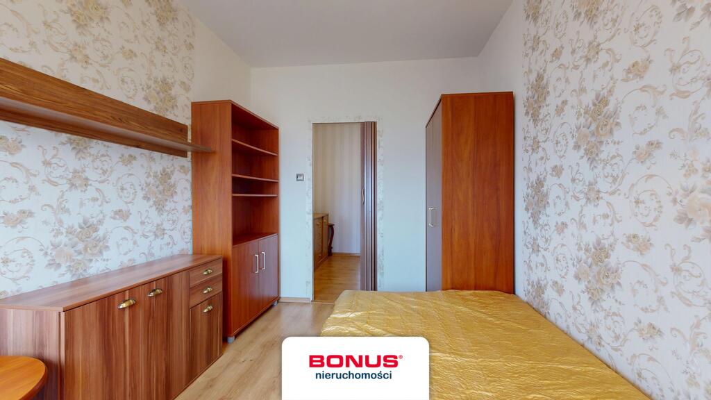 3 pokoje z parkingiem i widokiem, os. Słoneczne. (9)