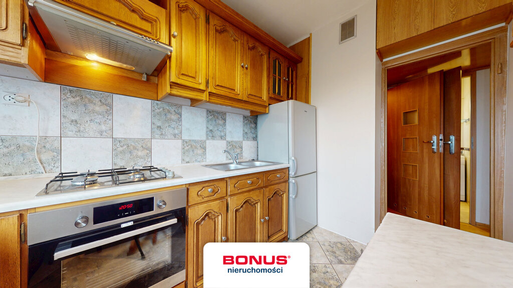 3 pokoje z parkingiem i widokiem, os. Słoneczne. (11)