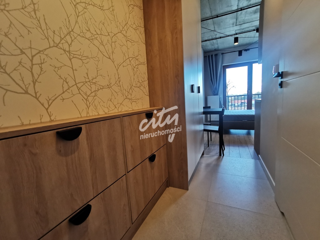 Nowa kawalerka! Super lokalizacja! (3)