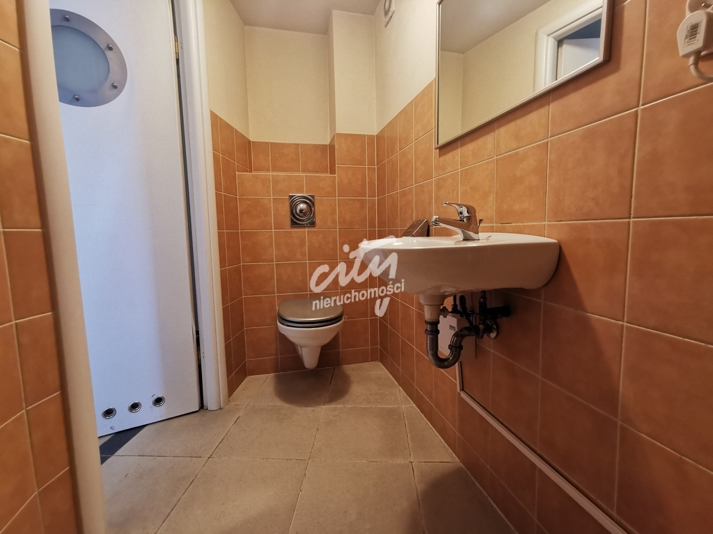 Powierzchnia biurowa, 150 m2. Parking. (3)