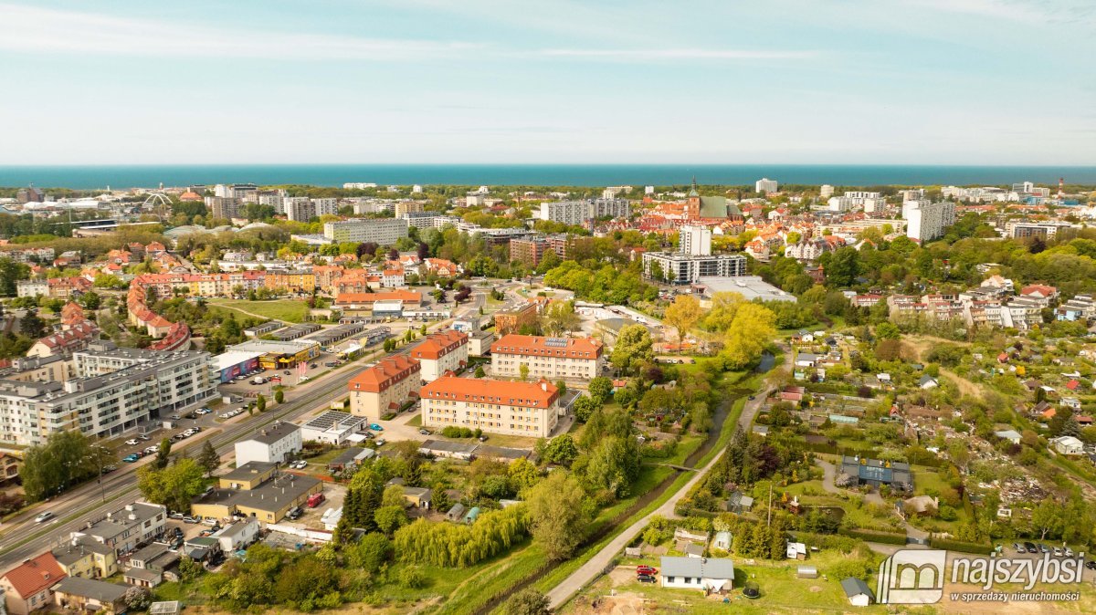 Kołobrzeg - garaż przy ul. Trzebiatowskiej (6)