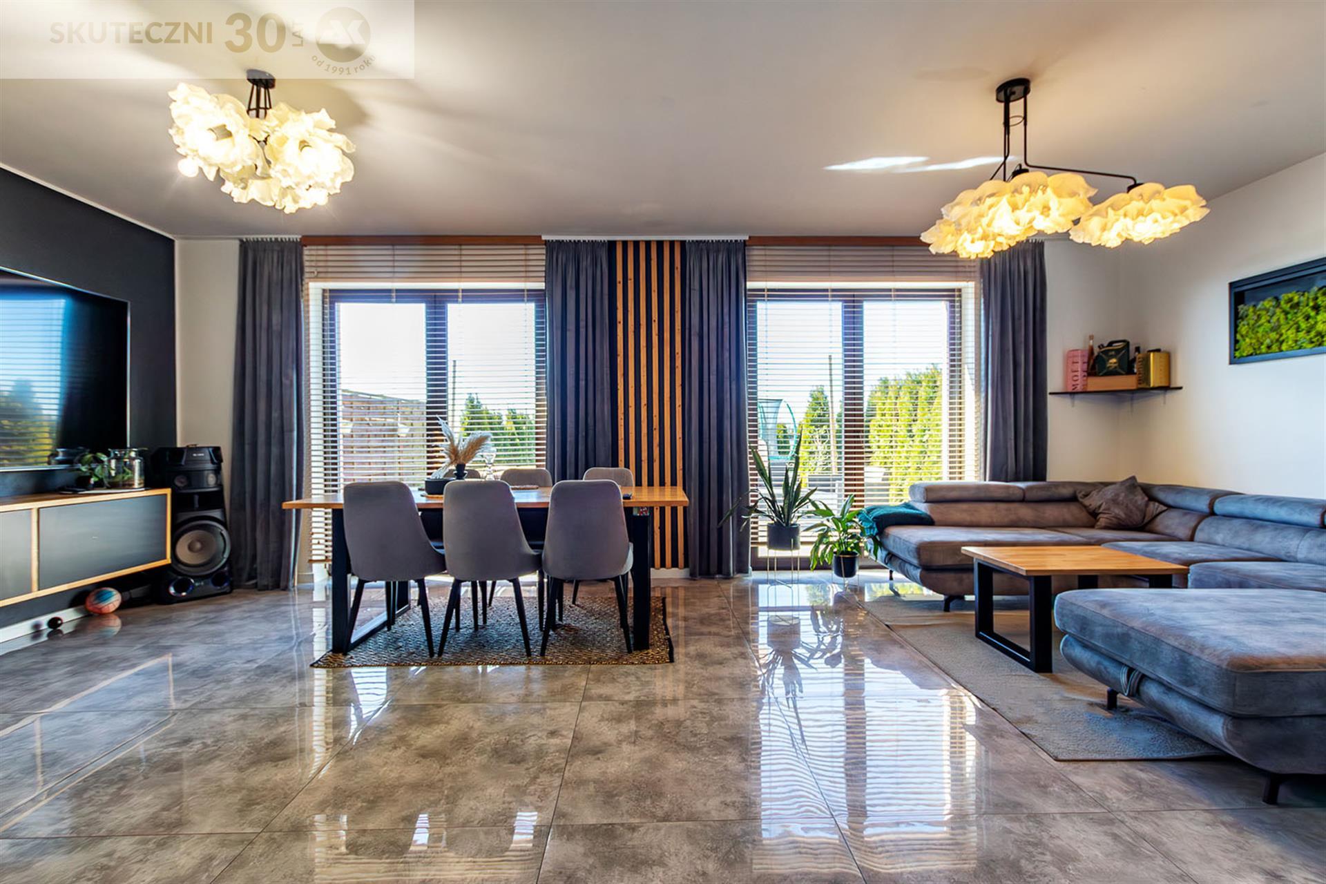 Dom bliźniak - Strzeżenice  (3)