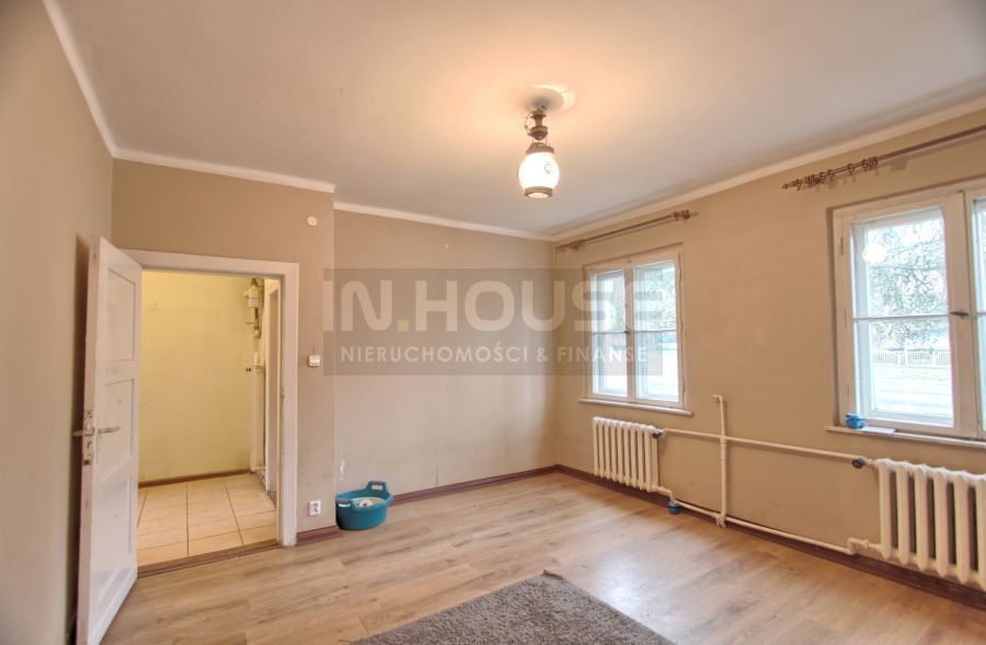 Duże 2 - pokoje w niskim budynku na Pogodnie (2)