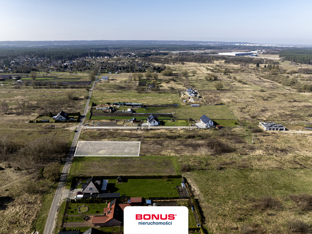 Na sprzedaż działka budowlana 1357 m² z warunkami (6)