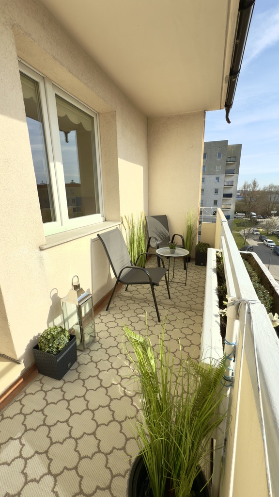 Na sprzedaż 3 pokojowe mieszkanie w Kołobrzegu (2)