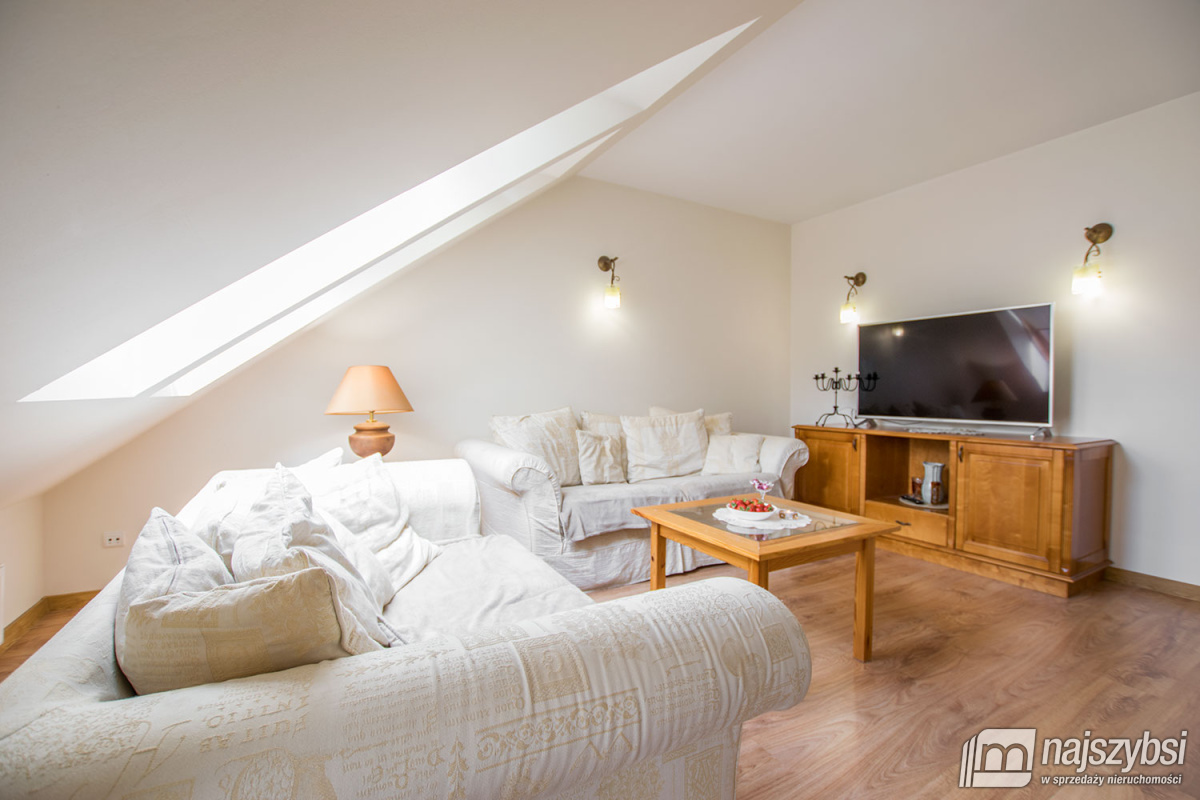 KOŁOBRZEG - APARTAMENT - WIDOK NA MORZE I LATARNIĘ (7)