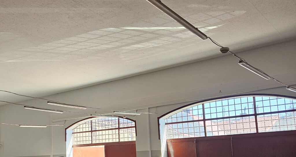 WYNAJEM – HALA IDEALNA NA HURTOWNIĘ LUB MAGAZYN ! (1)