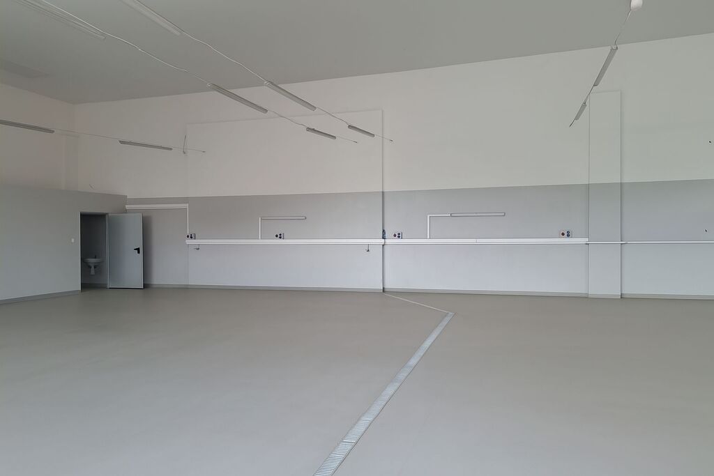 WYNAJEM – HALA IDEALNA NA HURTOWNIĘ LUB MAGAZYN ! (4)