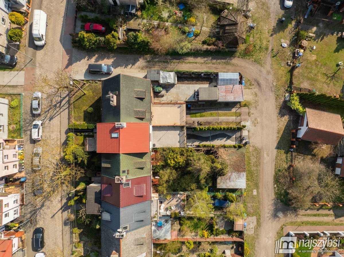 Świnoujście Warszów - świetny szereg z garażem (40)