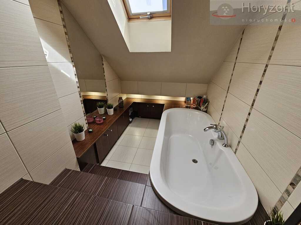 Bliźniak 5pok. 150m2, 2010r., garaż - os.Bukowo (14)