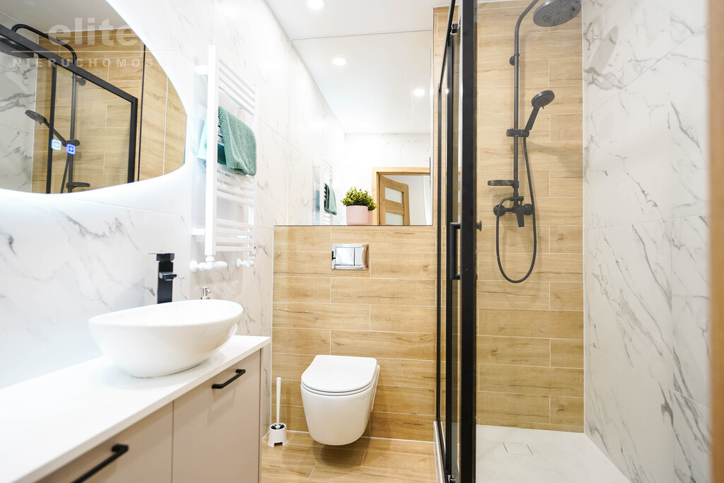 3 POKOJE W CENTRUM PO REMONCIE BALKON (5)