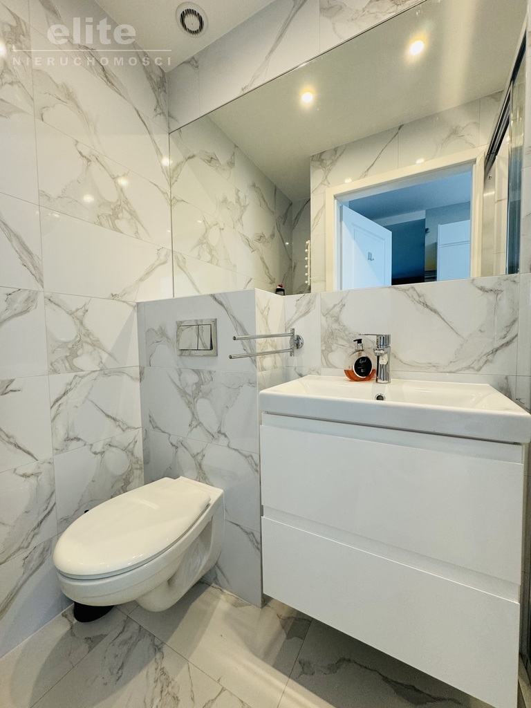 Rewal 3 pok apartament z widokiem na morze I linia (11)