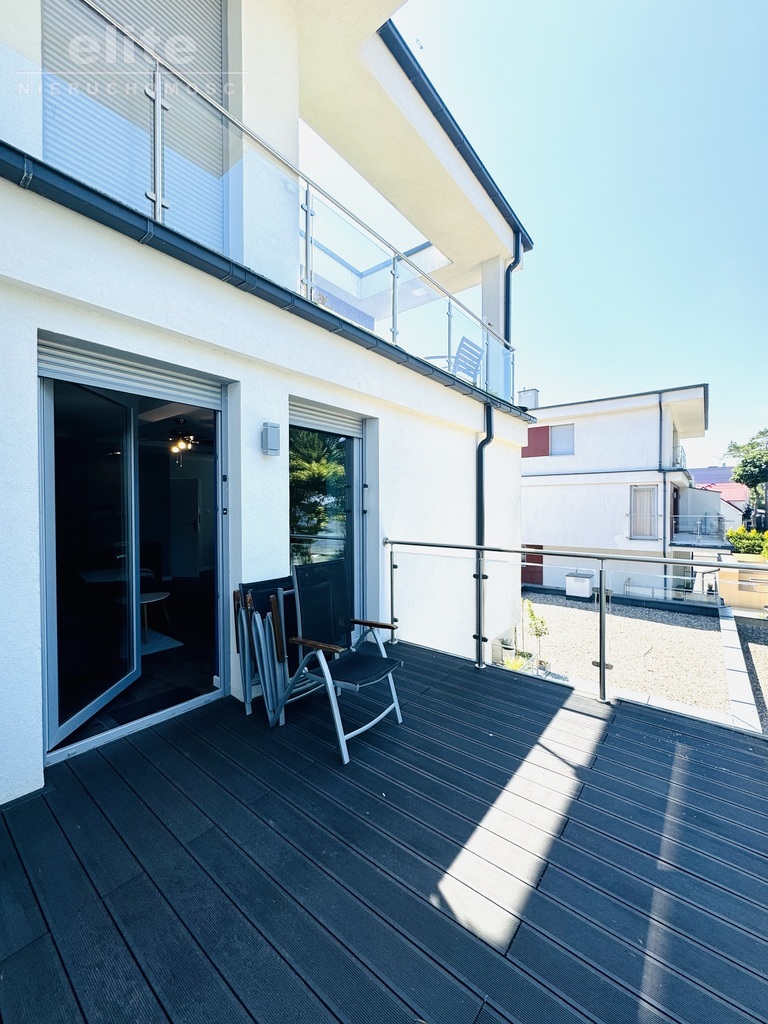 Rewal 3 pok apartament z widokiem na morze I linia (1)