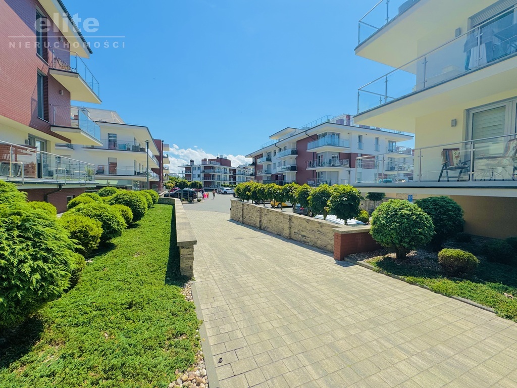 Rewal 3 pok apartament z widokiem na morze I linia (4)