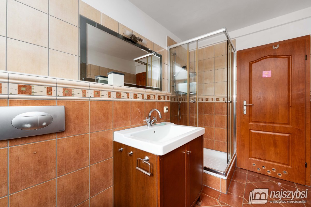 Bełczna - skrajny szereg 96m2 (22)