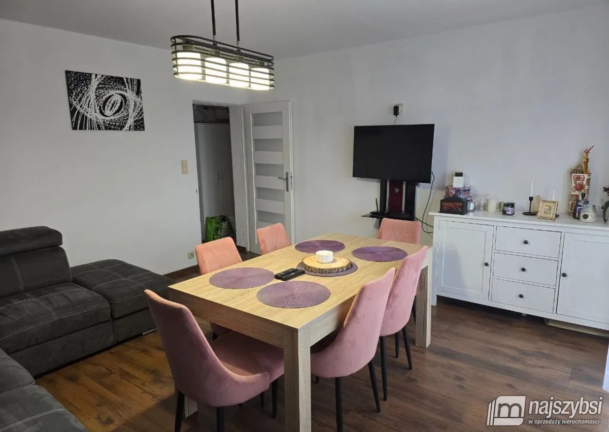 Tychowo - 4 pokojowe mieszkanie w cichej okolicy (1)