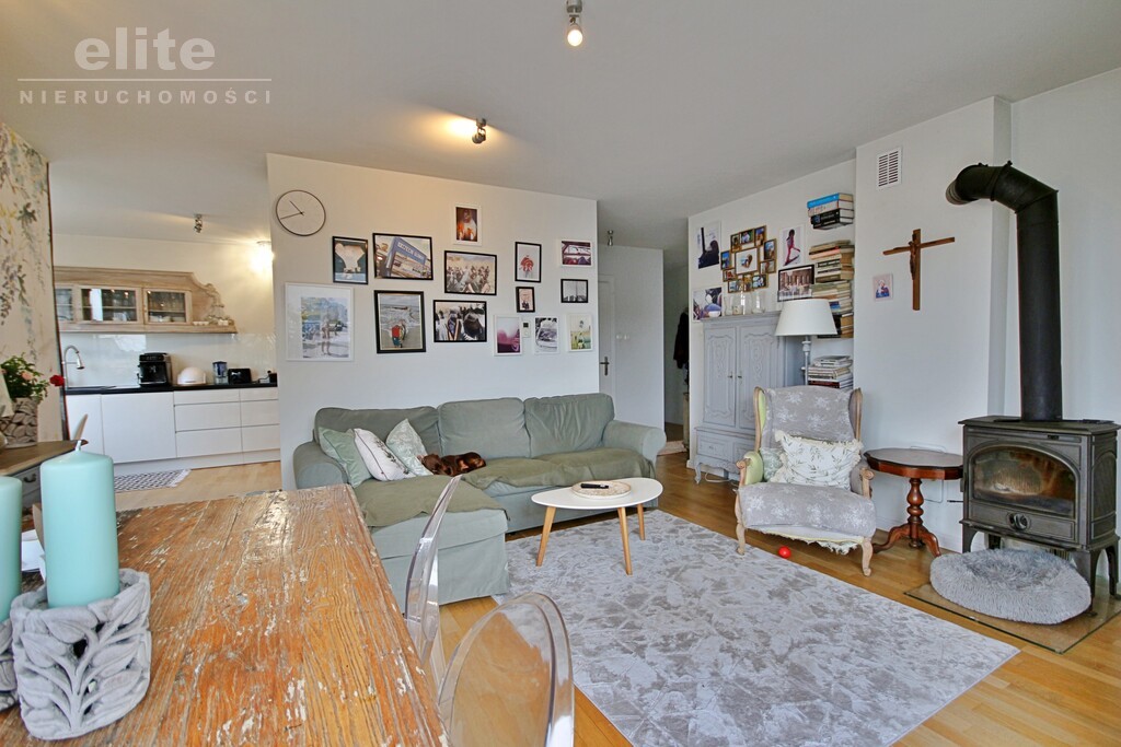 Mieszkanie z dużym tarasem (4)