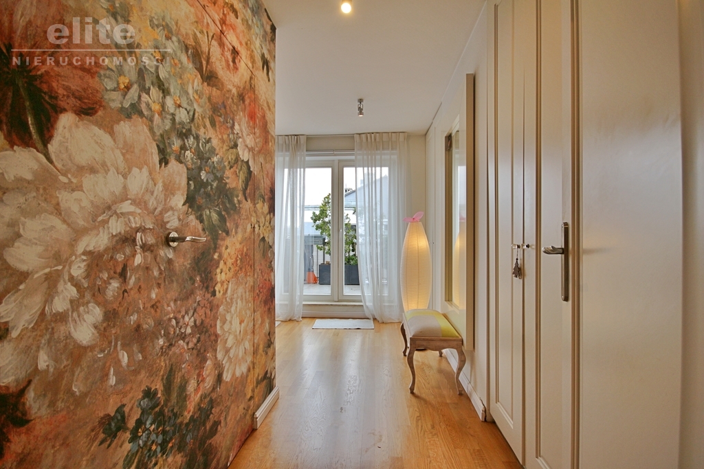 Mieszkanie z dużym tarasem (7)