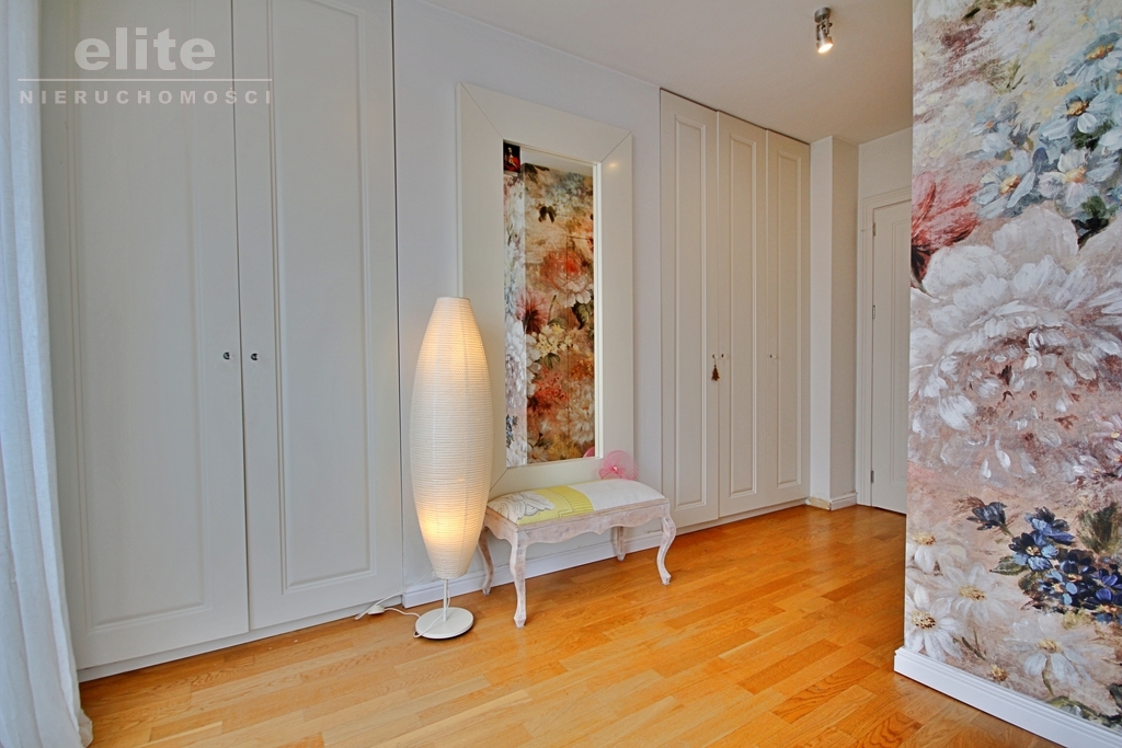 Mieszkanie z dużym tarasem (9)