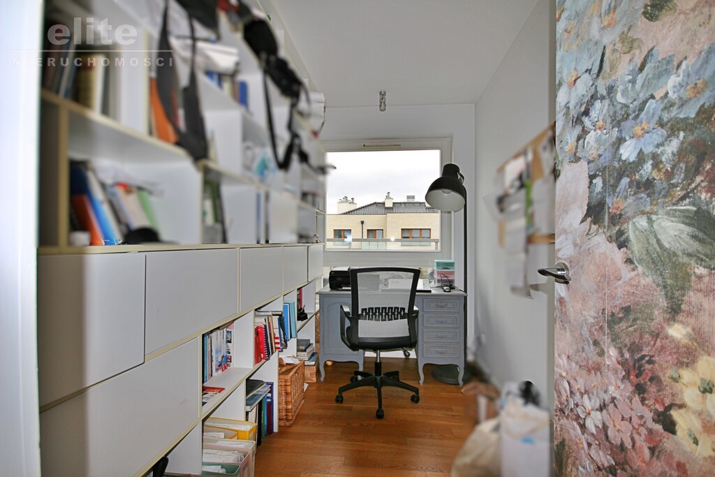 Mieszkanie z dużym tarasem (12)