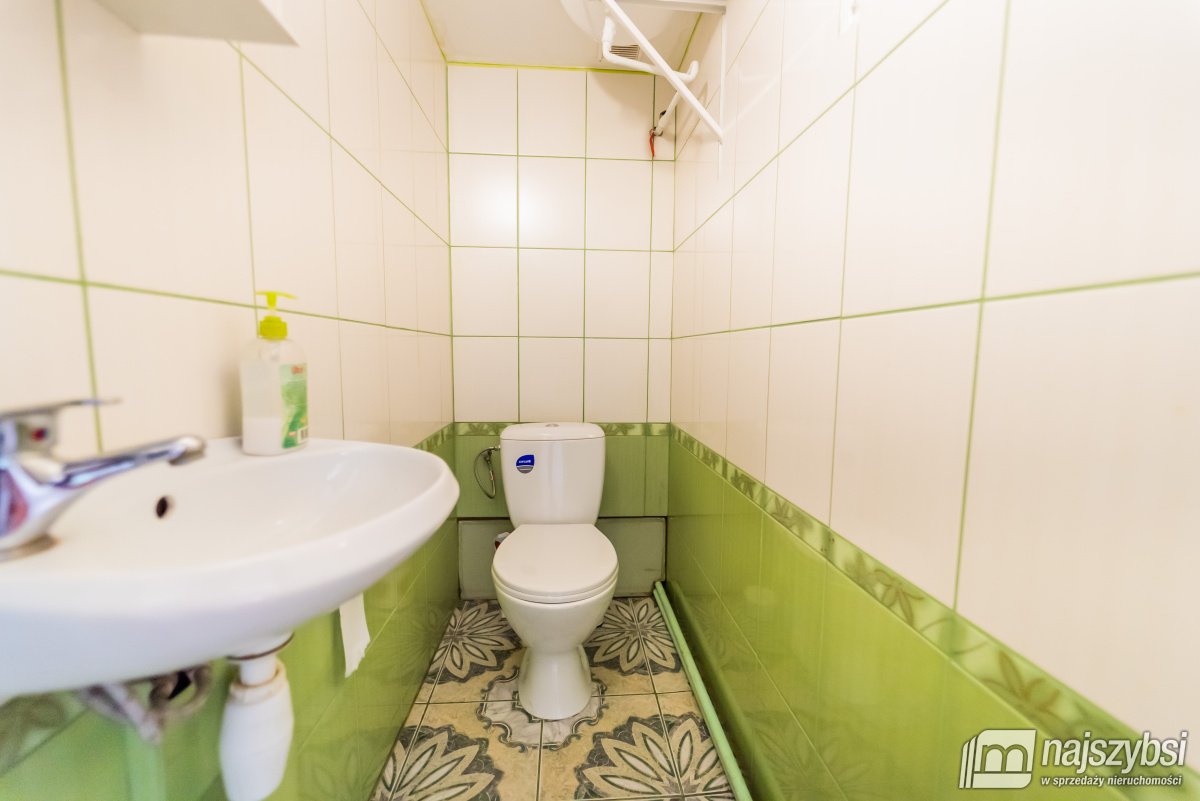 Sława- gospodarstwo z 2 domami na dużej działce. (16)