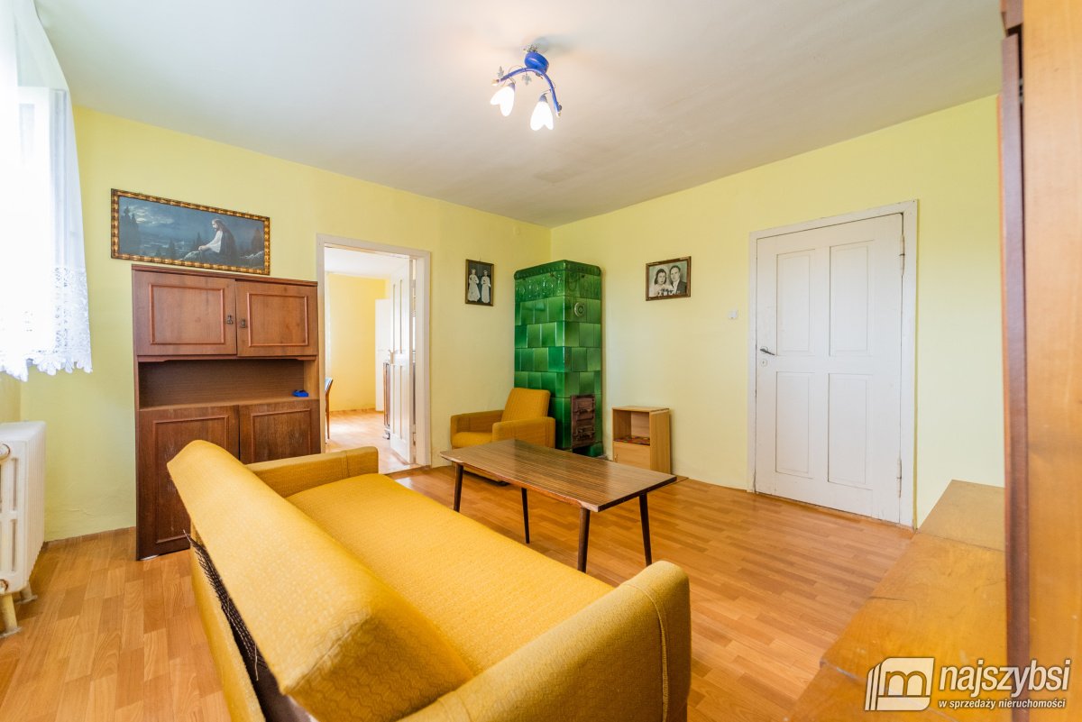 Sława- gospodarstwo z 2 domami na dużej działce. (20)