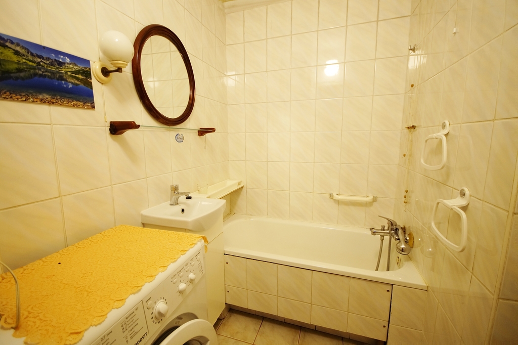 45,67 m2, 2 pokoje, II piętro, Centrum (3)