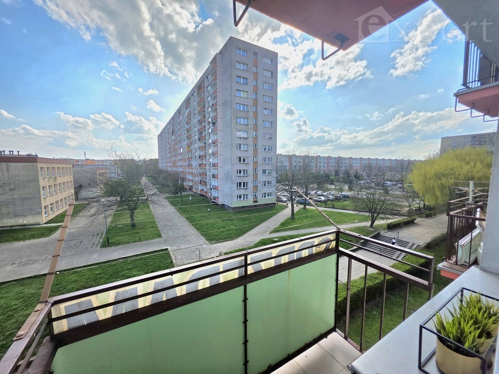 Trzy pokoje z balkonem - osiedle Zachód (21)