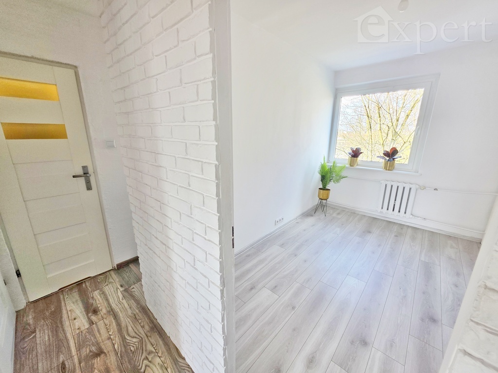 Trzy pokoje z balkonem - osiedle Zachód (11)