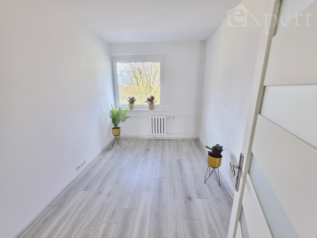 Trzy pokoje z balkonem - osiedle Zachód (12)