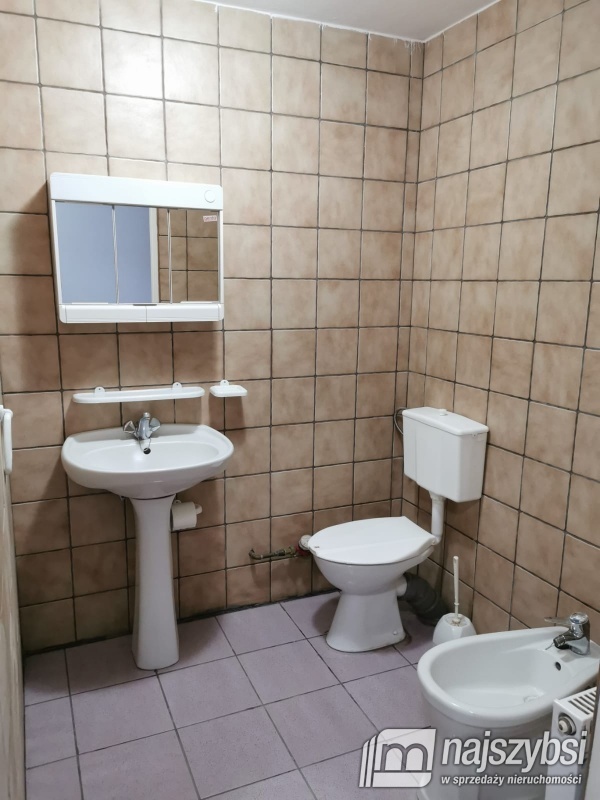 Pensjonat z widokiem na jezioro. (17)