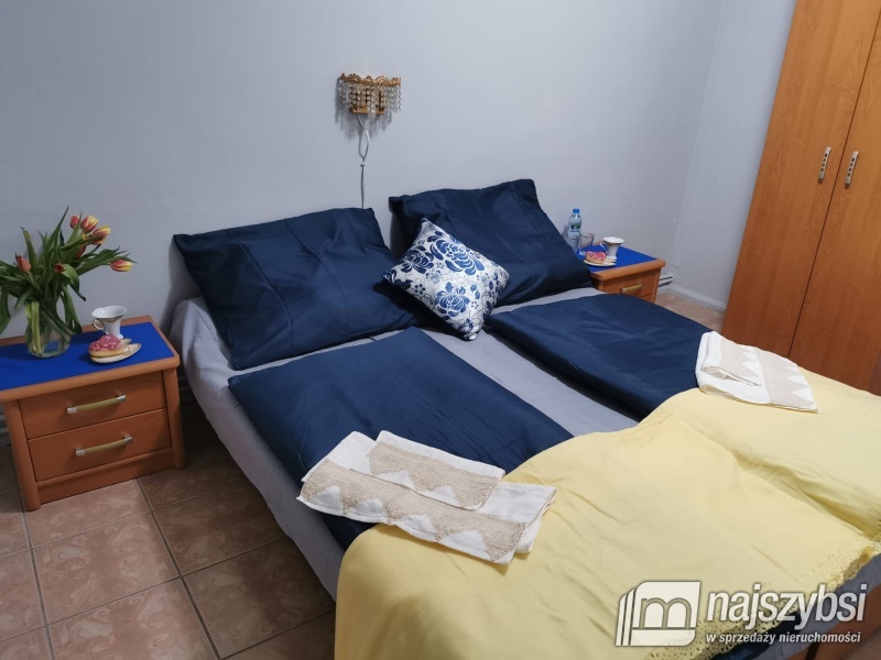 Pensjonat z widokiem na jezioro. (18)