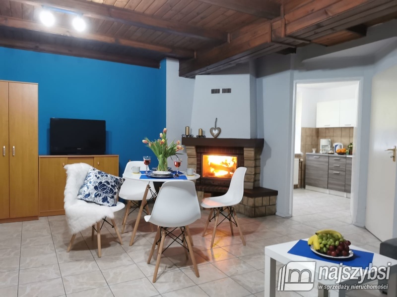 Pensjonat z widokiem na jezioro. (4)