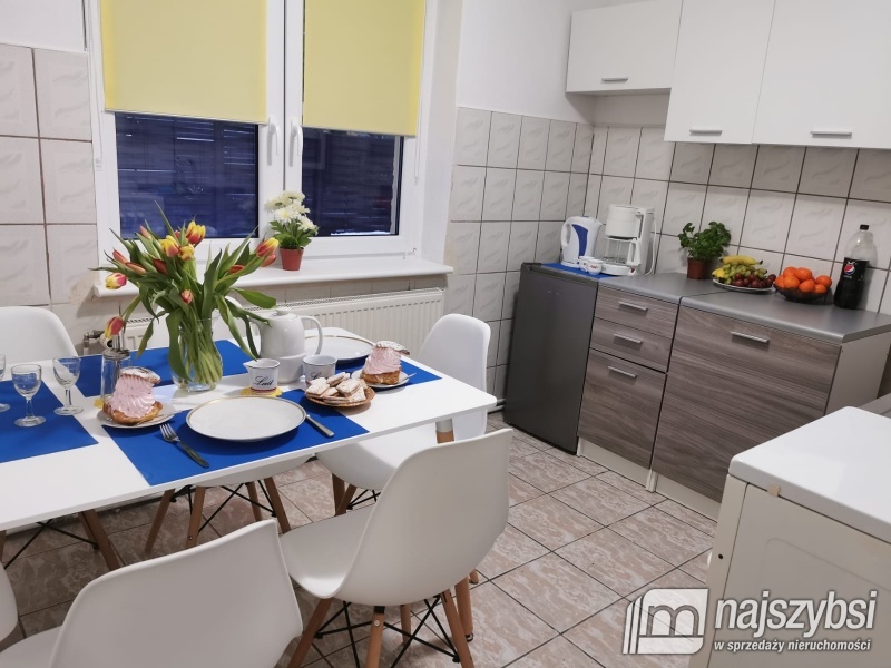 Pensjonat z widokiem na jezioro. (6)