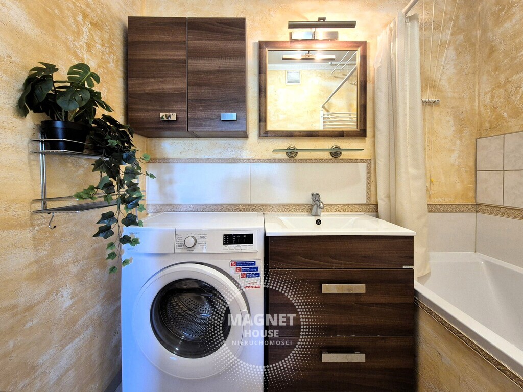 2 pokoje | 1-go Maja | Rezerwacja do 12/09 (10)