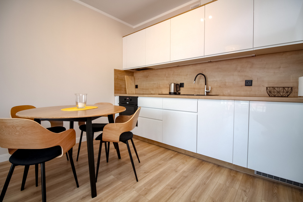 Pod klucz, mieszkanie w centrum, garaż , winda (3)