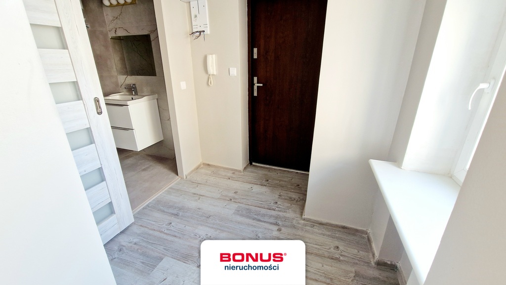 Dwa pokoje po remoncie w centrum (9)