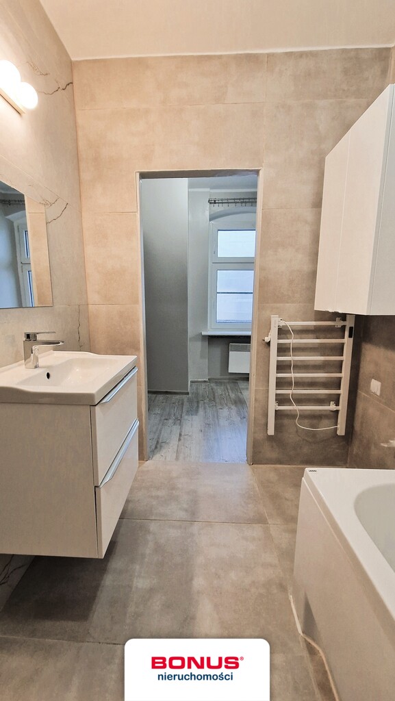 Dwa pokoje po remoncie w centrum (8)